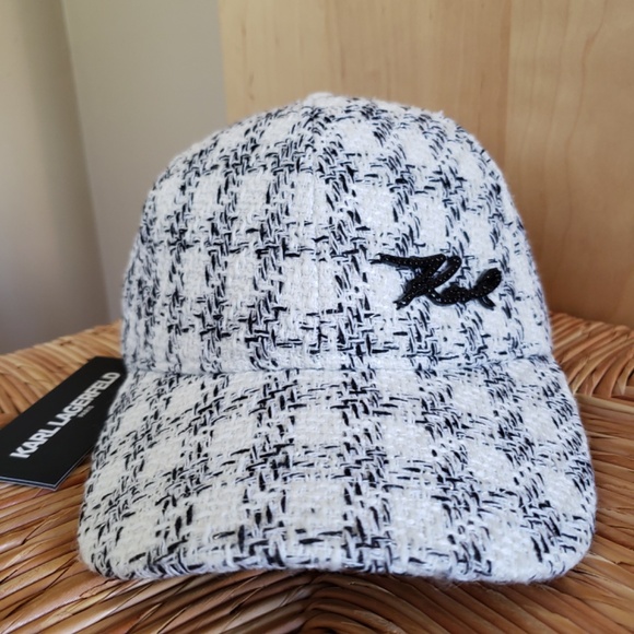 Karl Lagerfeld Signature Boucle Plaid Cap NEW! main image 7